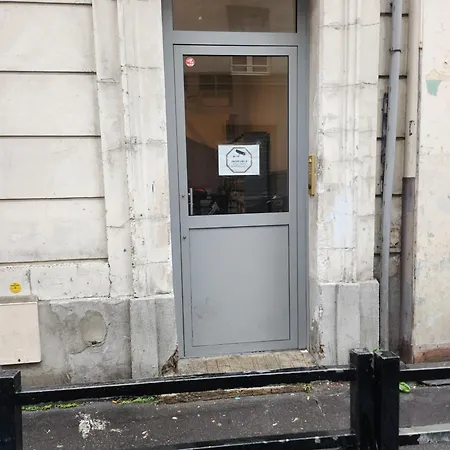 Studio Proche Paris Saint-Denis  Exterior photo